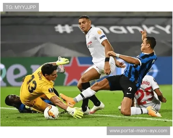 塞维利亚1-1战平赫罗纳，保级之路各取一分